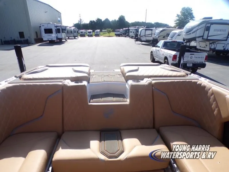 Slide: The Image of Tigé 22RZX 2024 - 15