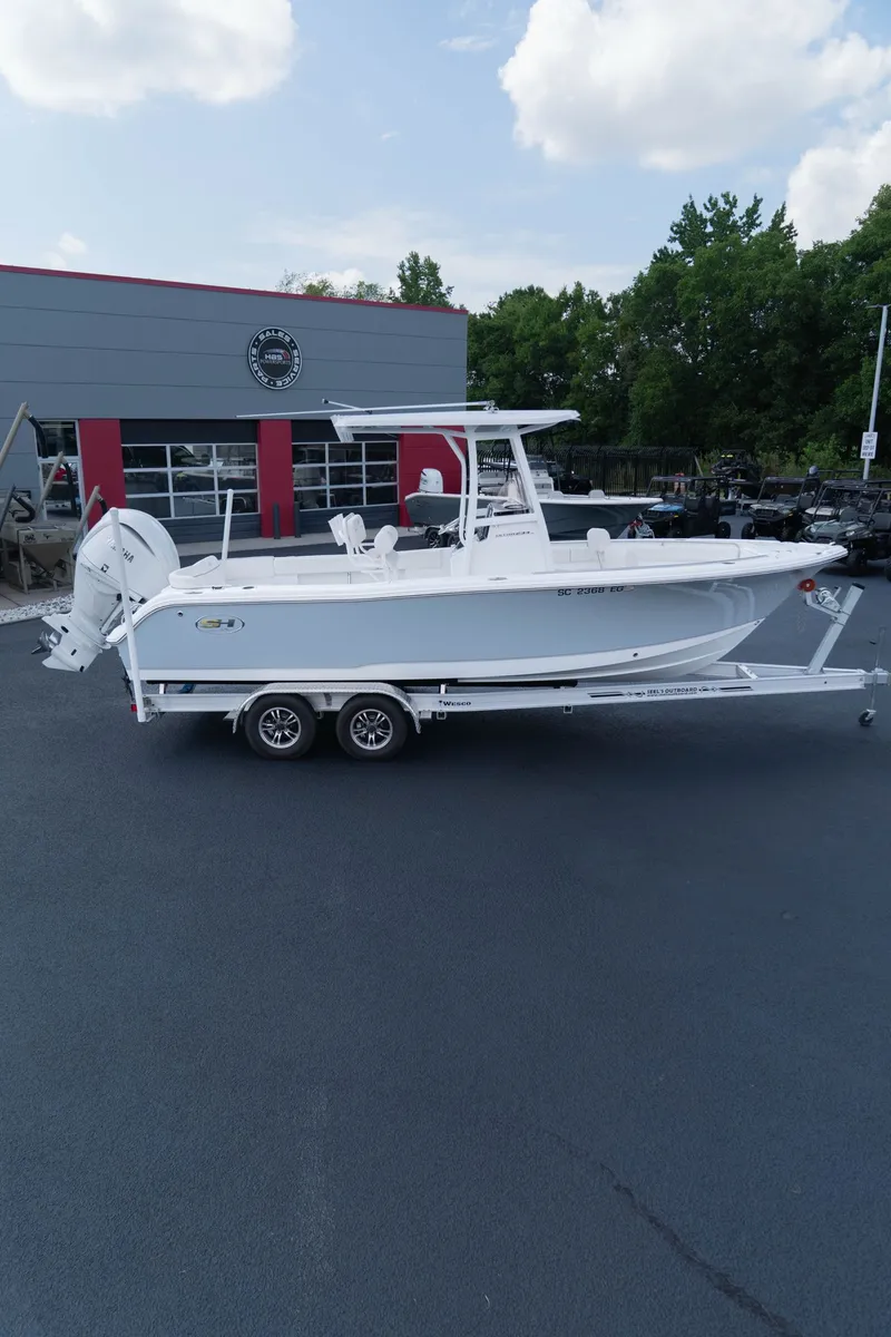 Slide: The Image of Sea Hunt Ultra 234 2025 - 1