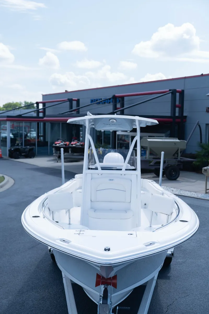 Slide: The Image of Sea Hunt Ultra 234 2025 - 11