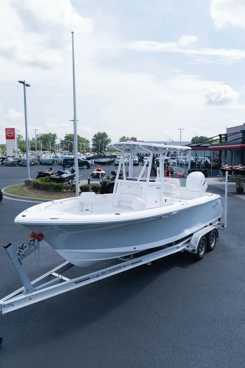 Slide: The Image of Sea Hunt Ultra 234 2025 - 12