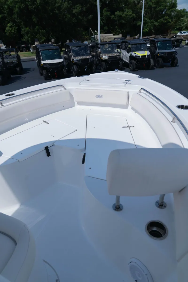 Slide: The Image of Sea Hunt Ultra 234 2025 - 18