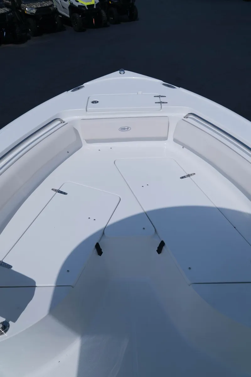 Slide: The Image of Sea Hunt Ultra 234 2025 - 19