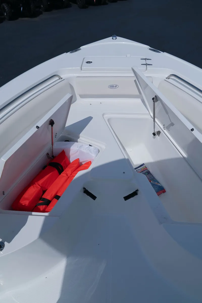 Slide: The Image of Sea Hunt Ultra 234 2025 - 21