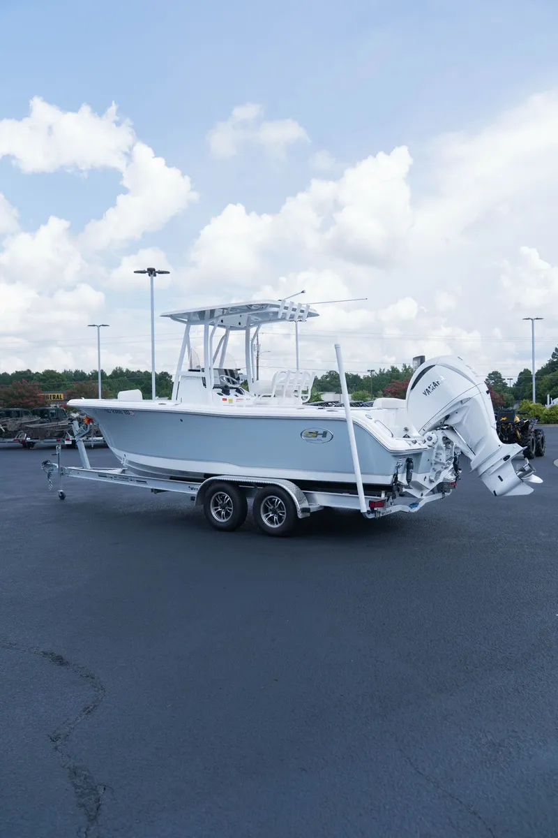 Slide: The Image of Sea Hunt Ultra 234 2025 - 4