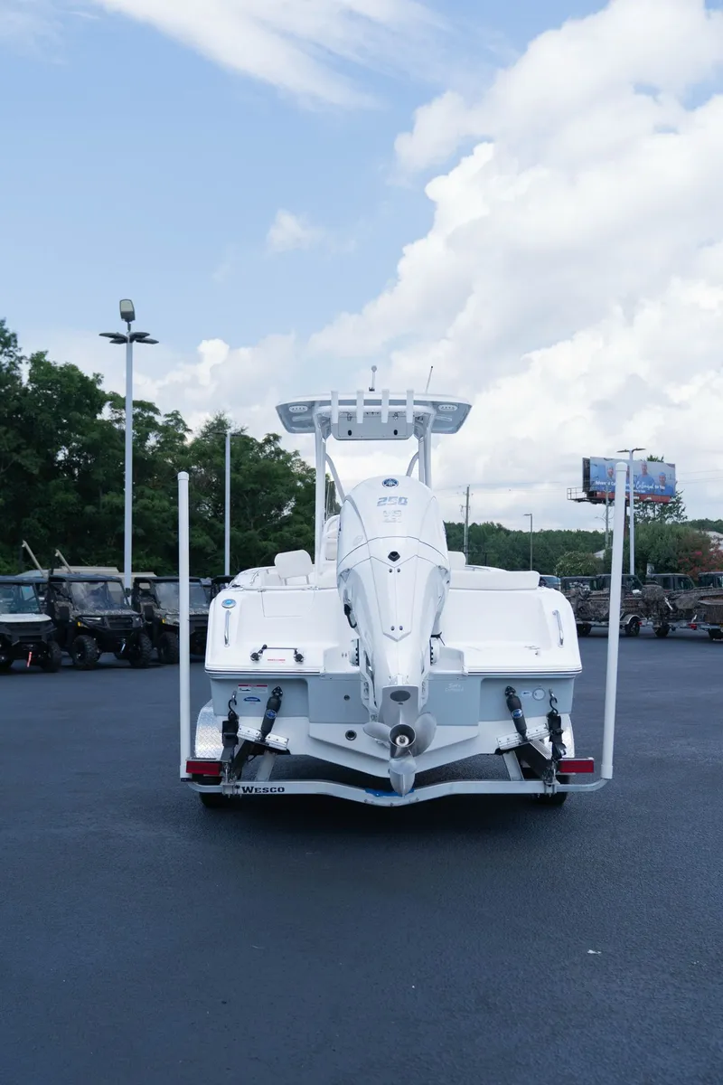 Slide: The Image of Sea Hunt Ultra 234 2025 - 6