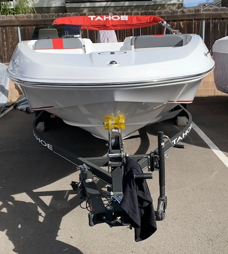 Slide: The Image of Tahoe T 16 2024 - 12