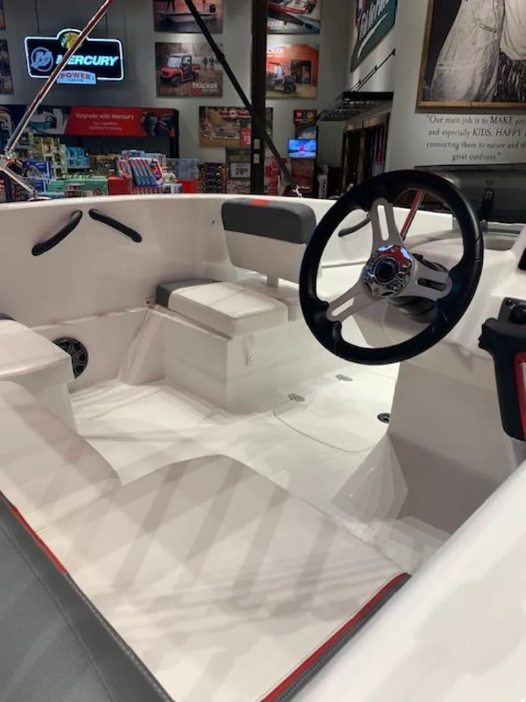 Slide: The Image of Tahoe T 16 2024 - 13