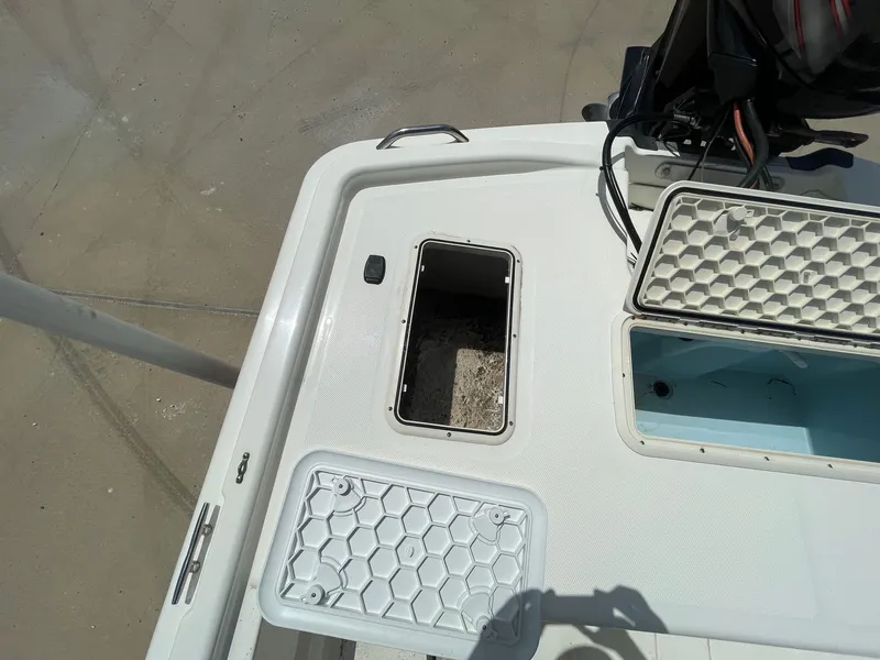 Slide: The Image of Mako Pro Skiff 19 CC 2017 - 16