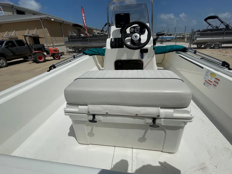 Slide: The Image of Mako Pro Skiff 19 CC 2017 - 19