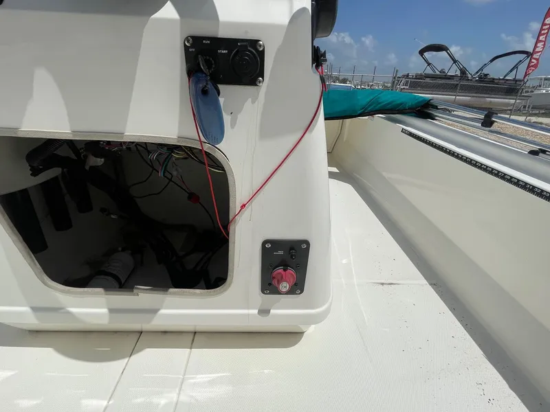 Slide: The Image of Mako Pro Skiff 19 CC 2017 - 22