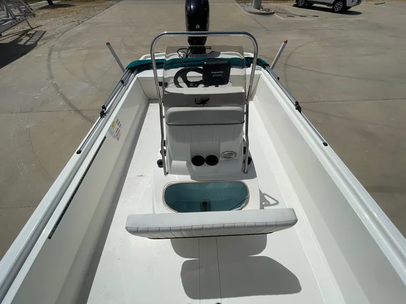 Slide: The Image of Mako Pro Skiff 19 CC 2017 - 28