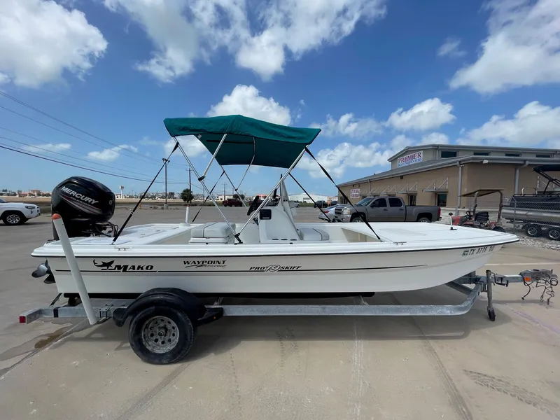 Slide: The Image of Mako Pro Skiff 19 CC 2017 - 6