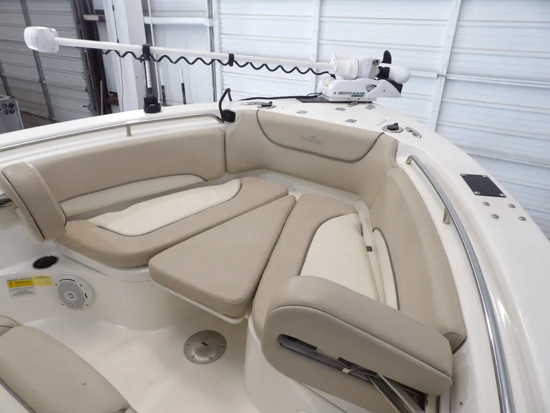 Slide: The Image of NauticStar 2102 2017 - 11