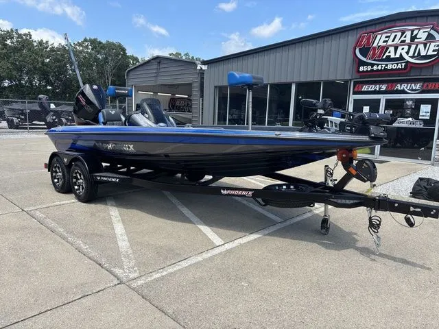 Slide: The Image of Phoenix Bass Boat 819ZXL 2026 - 8