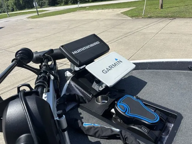 Slide: The Image of Ranger Z520 Comanche 2016 - 11