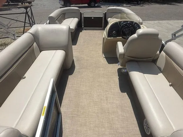 Slide: The Image of Godfrey SW 2086 SB 2017 - 4