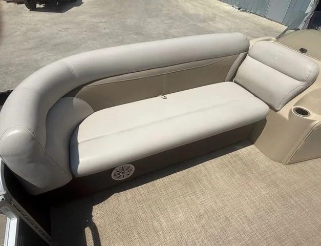 Slide: The Image of Godfrey SW 2086 SB 2017 - 7