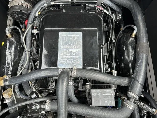 Slide: The Image of Nautique G23 2013 - 18