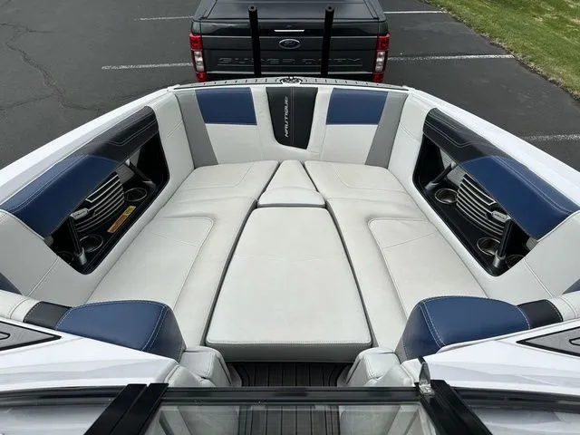 Slide: The Image of Nautique G23 2013 - 31