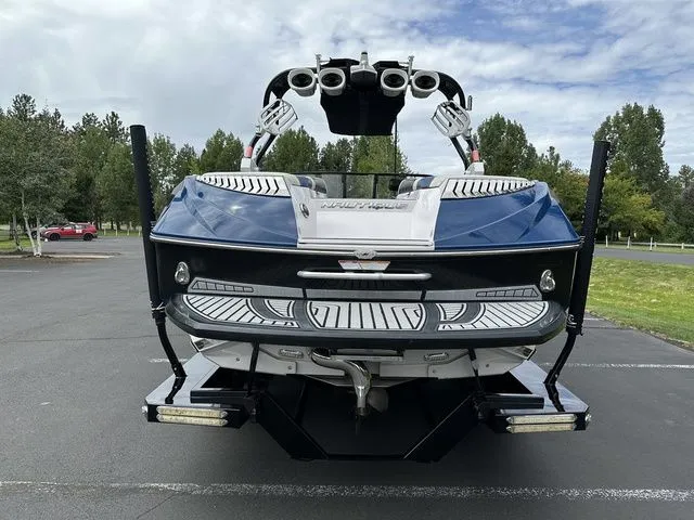 Slide: The Image of Nautique G23 2013 - 6