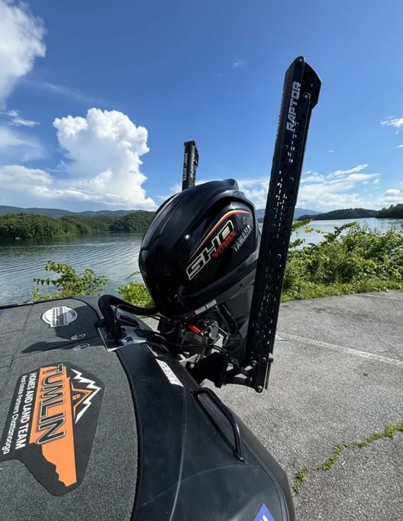 Slide: The Image of Skeeter FXR21 Apex 2025 - 6