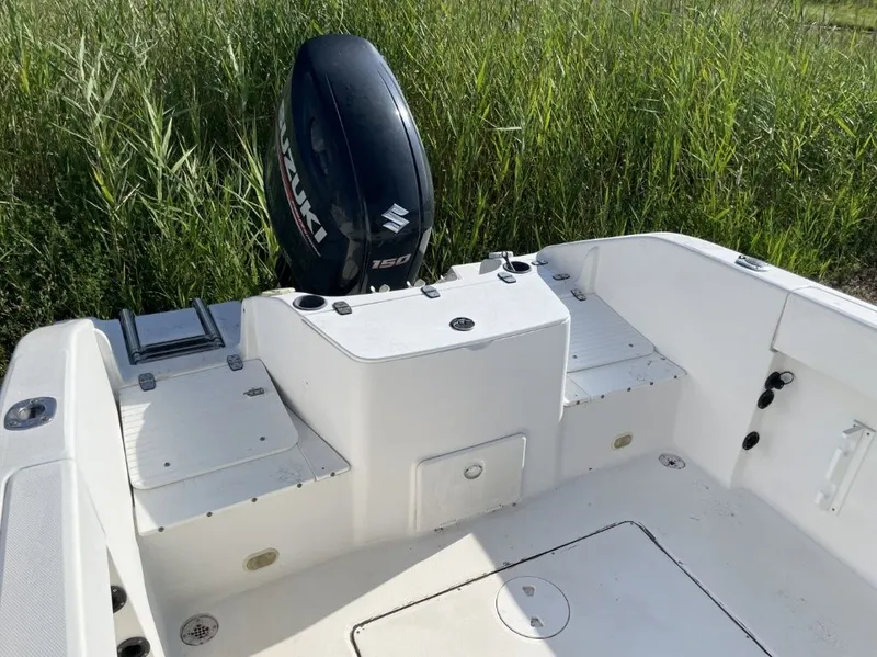 Slide: The Image of Angler 2100WA 2003 - 10