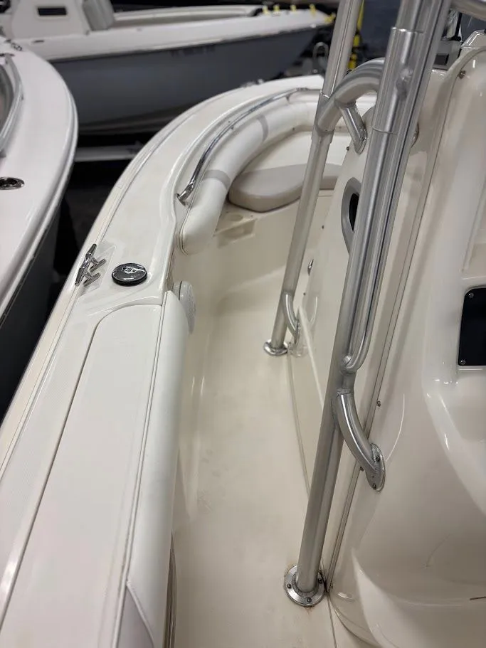Slide: The Image of 2007 Boston Whaler 240 Outrage 25 - 25