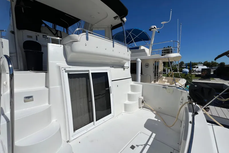 Slide: The Image of 2006 Carver 444 Cockpit Motor Yacht - Aft Deck - 11