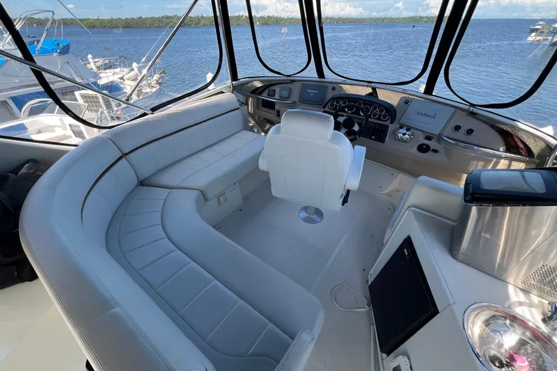 Slide: The Image of 2006 Carver 444 Cockpit Motor Yacht - Helm Seating - 7