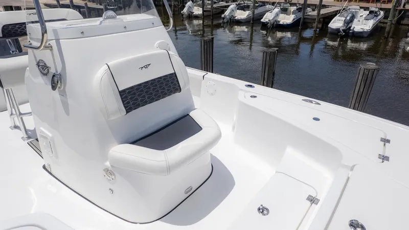 Slide: The Image of Tidewater 2110 Bay Max 2026 - 12