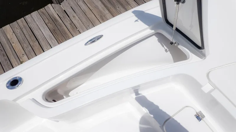 Slide: The Image of Tidewater 2110 Bay Max 2026 - 17