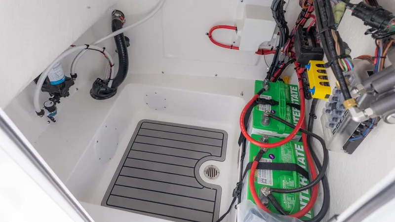 Slide: The Image of Tidewater 2110 Bay Max 2026 - 18