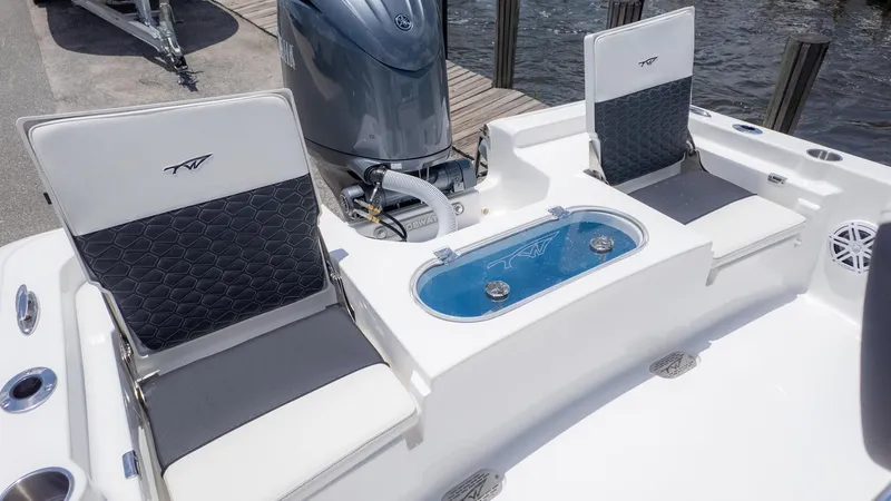 Slide: The Image of Tidewater 2110 Bay Max 2026 - 5