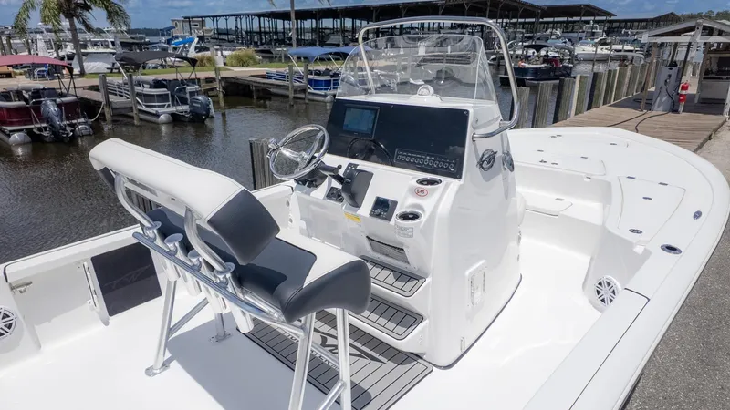 Slide: The Image of Tidewater 2110 Bay Max 2026 - 7