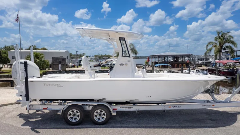 The Image of Tidewater 2500 Carolina Bay 2026 - 1