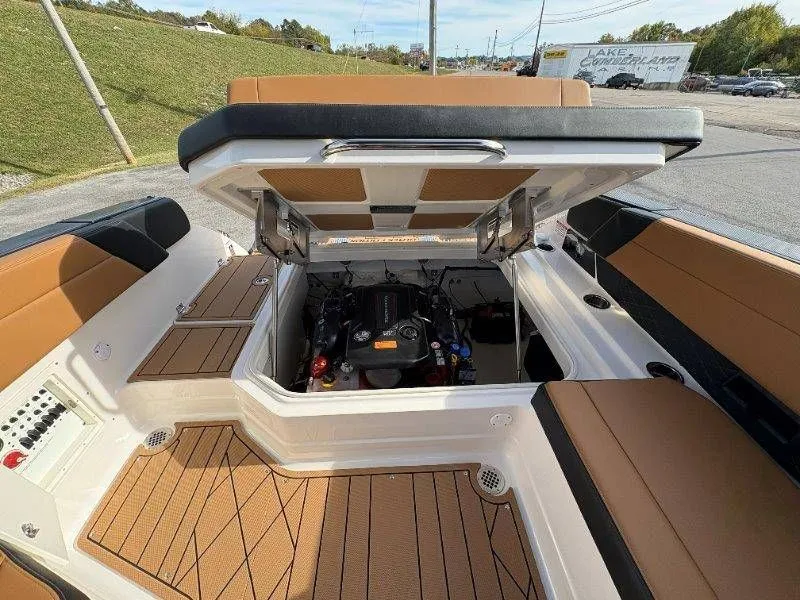 Slide: The Image of Chaparral SSX 8 2026 - 82