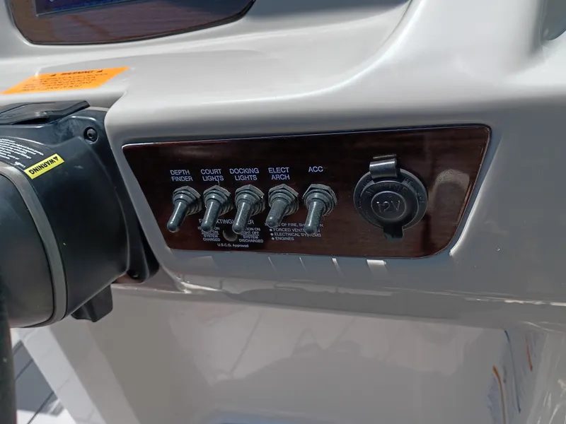 Slide: The Image of Chaparral 21 SSi OB 2023 - 22