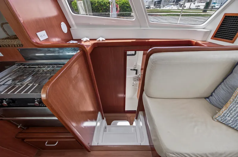 Slide: The Image of Leopard 38 2011 - 79