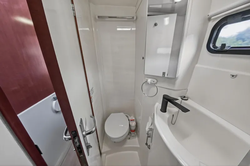 Slide: The Image of Leopard 38 2011 - 83