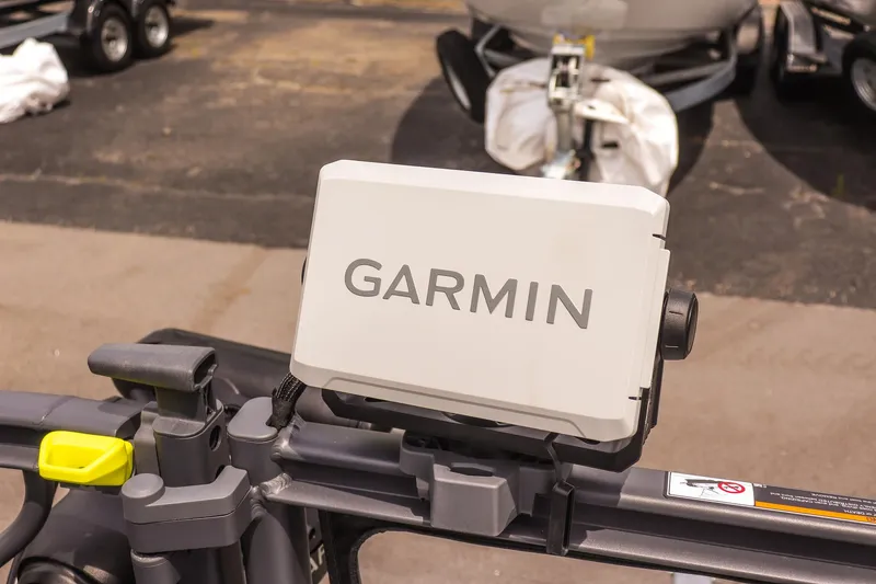 Slide: The Image of Garmin device on 2025 Sea-Doo Switch Fish 18-230 HP, outdoor setting. - 17