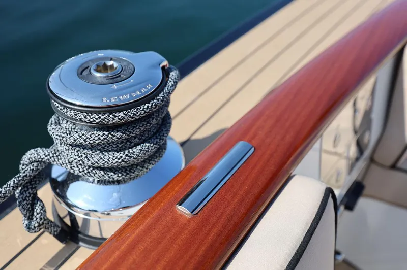 Slide: The Image of Primary Winch Detail - 18