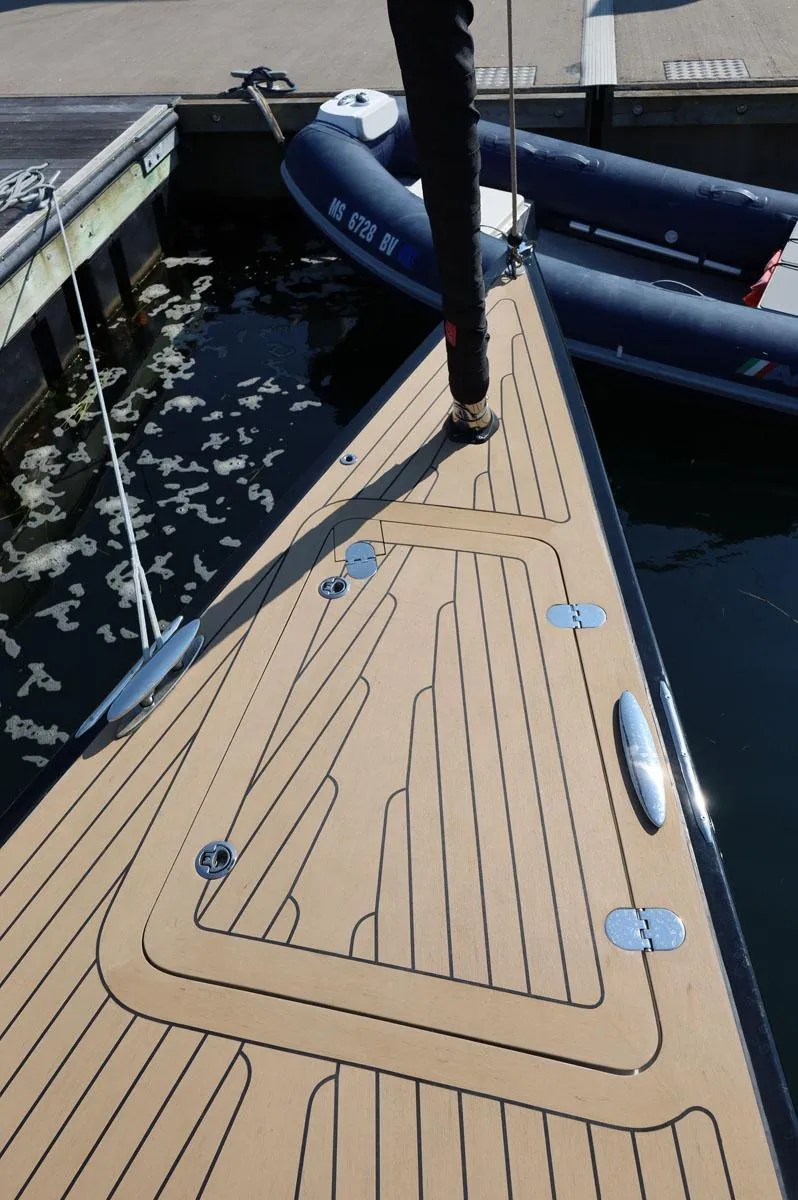 Slide: The Image of Foredeck - 3