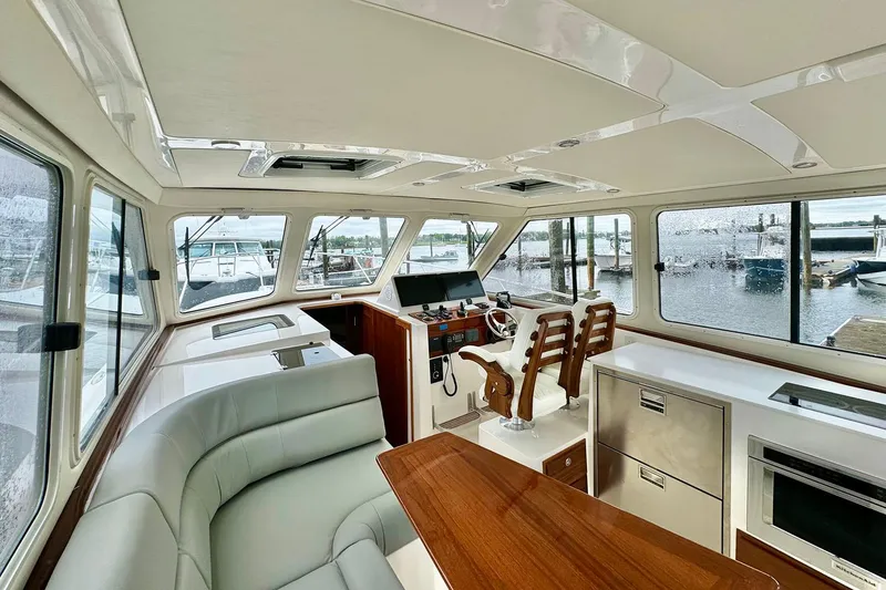 Slide: The Image of Manufacturer Provided Image - 9