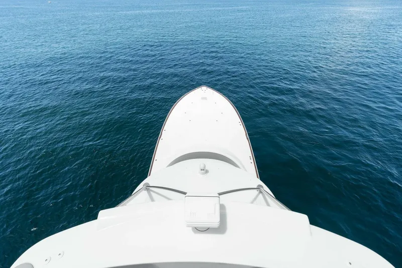 Slide: The Image of Viking 80 Convertible 2023 - 58