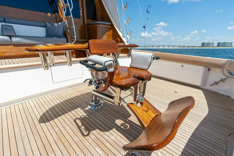 Slide: The Image of Viking 80 Convertible 2023 - 68