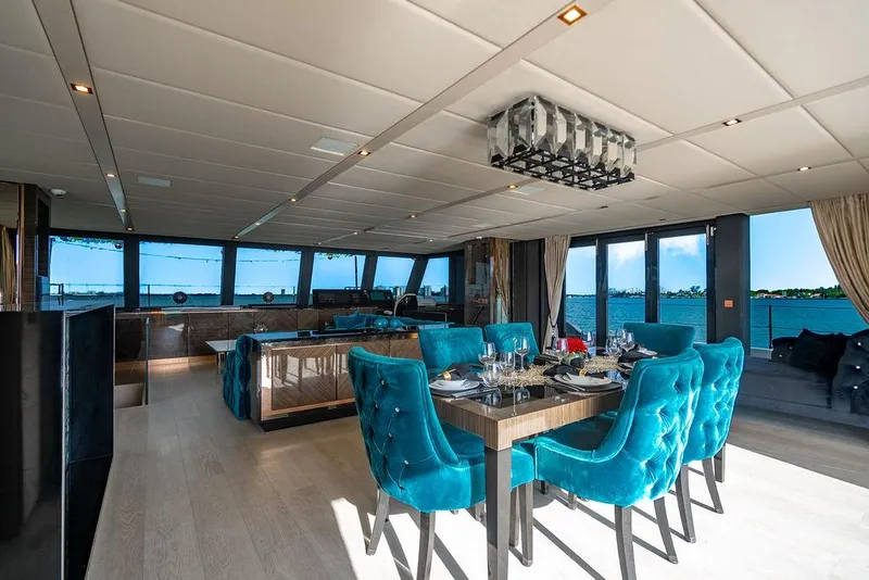 Slide: The Image of Sunreef 70 2018 - 101