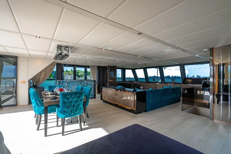 Slide: The Image of Sunreef 70 2018 - 103