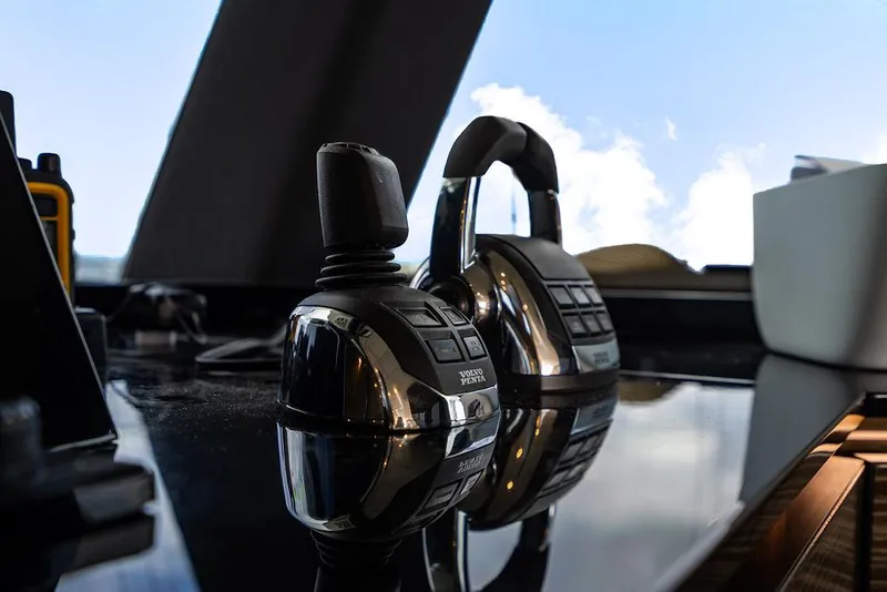 Slide: The Image of Sunreef 70 2018 - 120