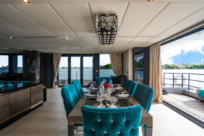 Slide: The Image of Sunreef 70 2018 - 125