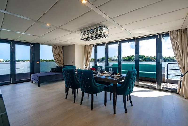 Slide: The Image of Sunreef 70 2018 - 130